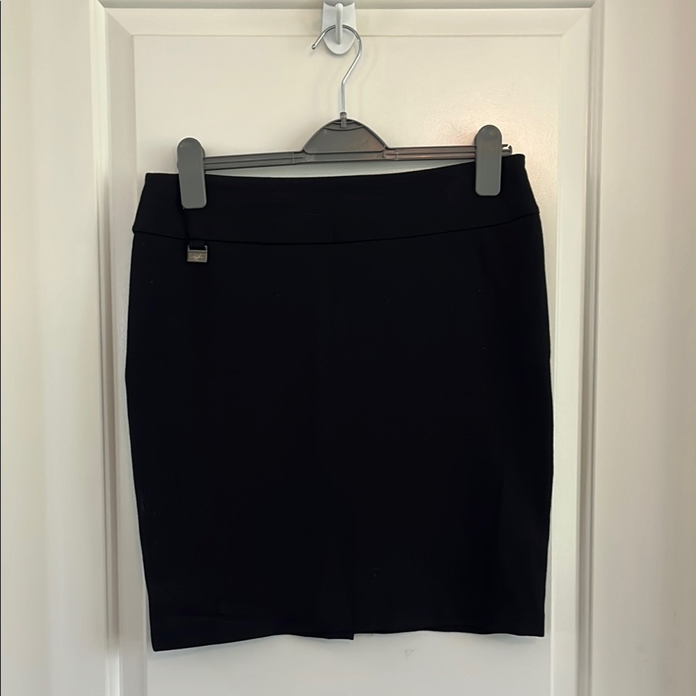 Lisette-L black stretch pencil skirt size 10